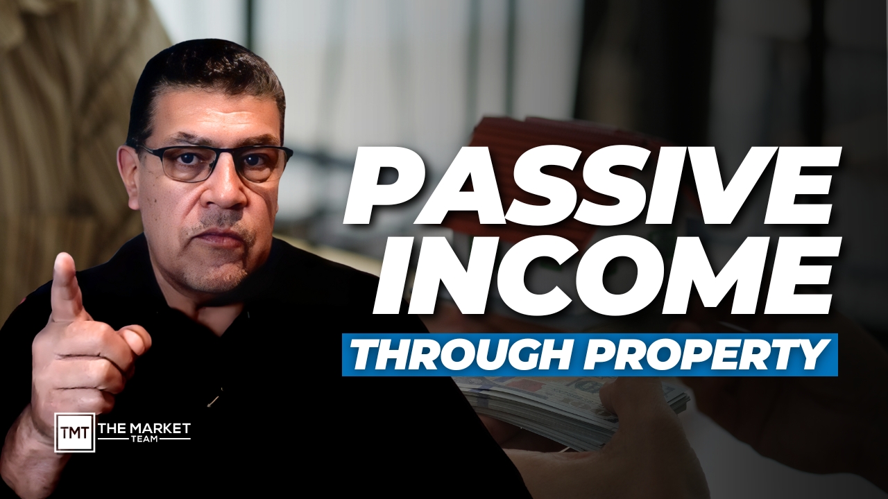 Real Estate vs. Stocks: Which Builds More Wealth?